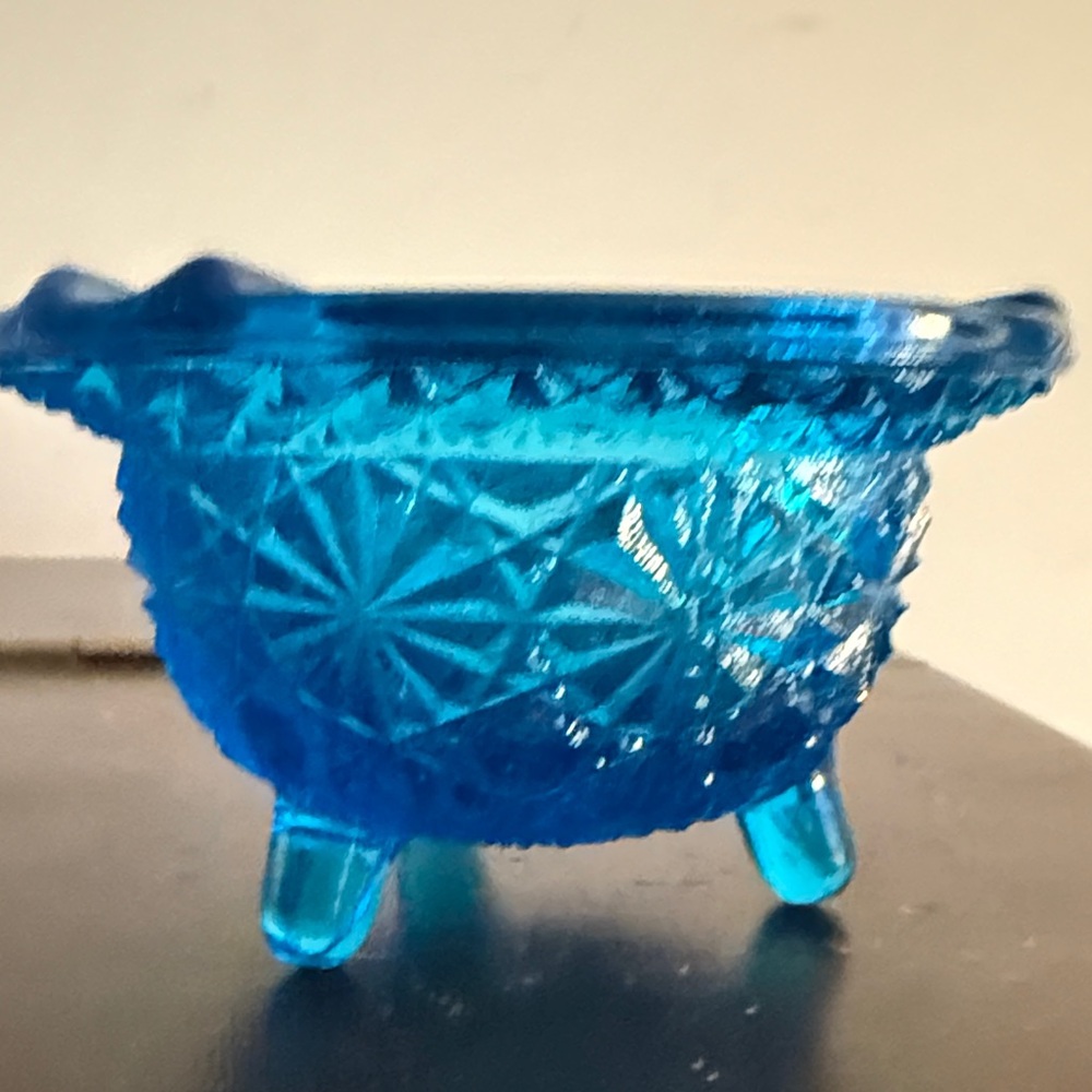 Daisy & Button Blue Glass Footed Ashtray